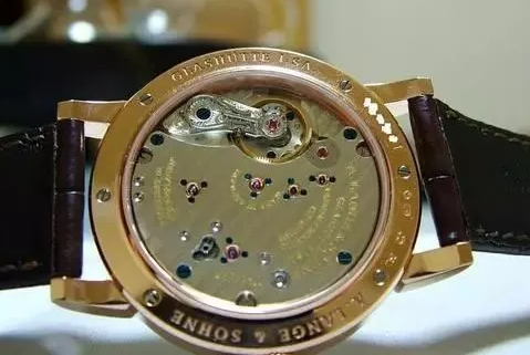 手表若有这些印记，绝对值钱！看看你的表有没有？